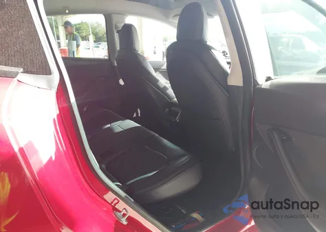 2022 Tesla Model Y Long Range Dual Motor All-Wheel Drive из США, поврежденный, VIN 7SAYGDEE9NF439686